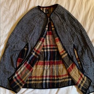 Beautiful reversible cape! Sz l/xl